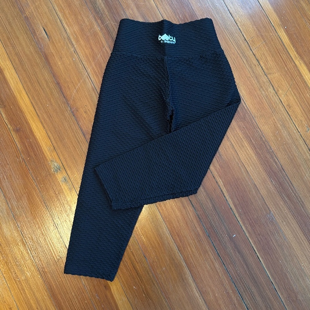 Booty by Brabants Original Seamless Cropped Legging in black